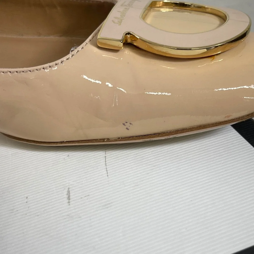 Salvatore Ferragamo Nude Patent Leather Gancini Logo Flats Slip On Women's 7 B